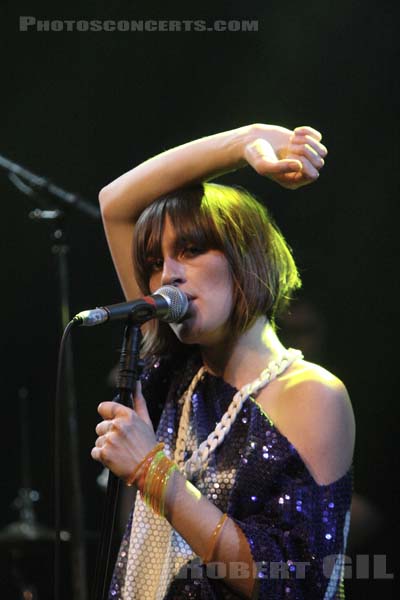 YELLE - 2007-11-10 - PARIS - La Cigale - 